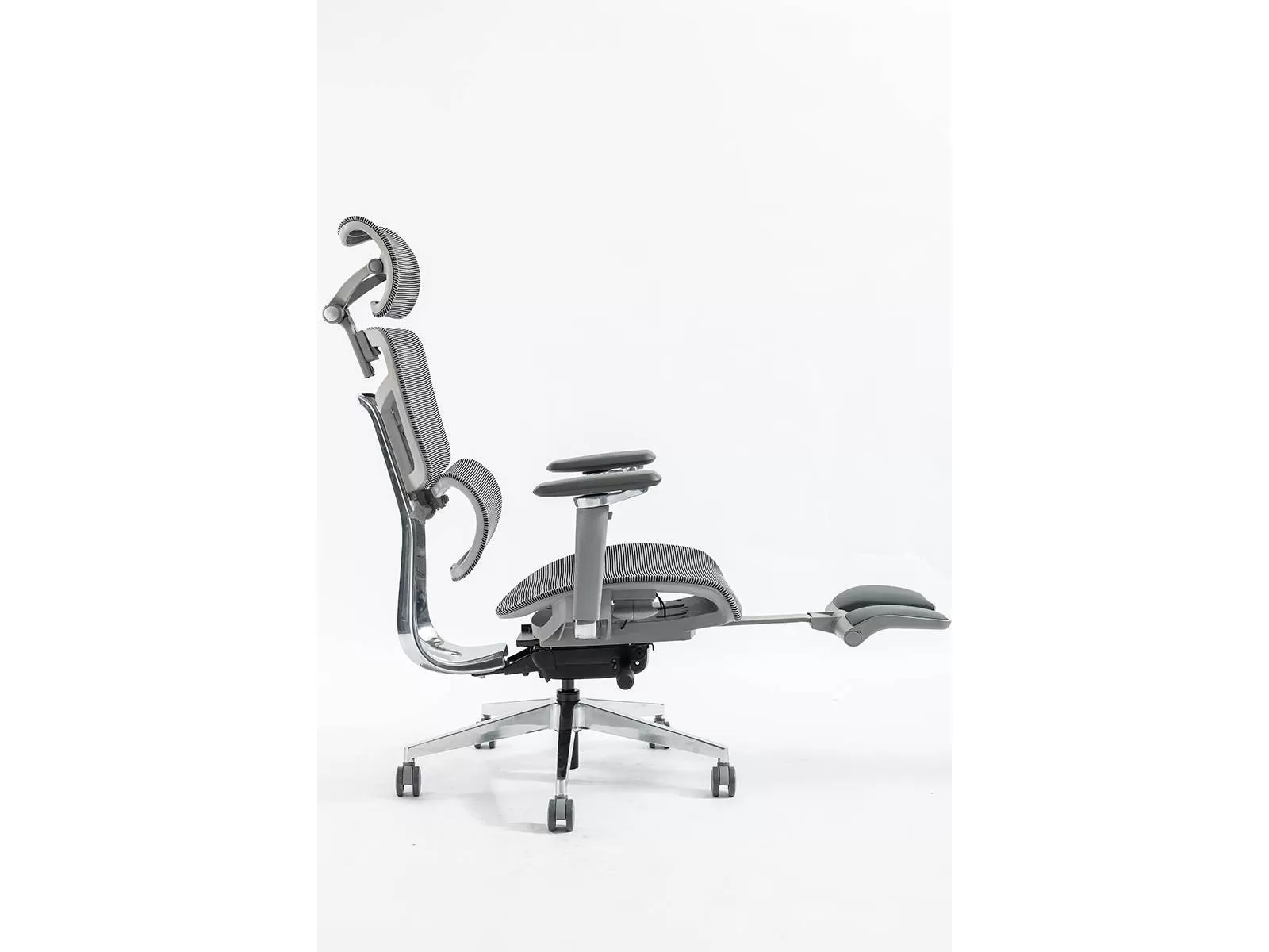 Кресло Healthy Chair с подножкой