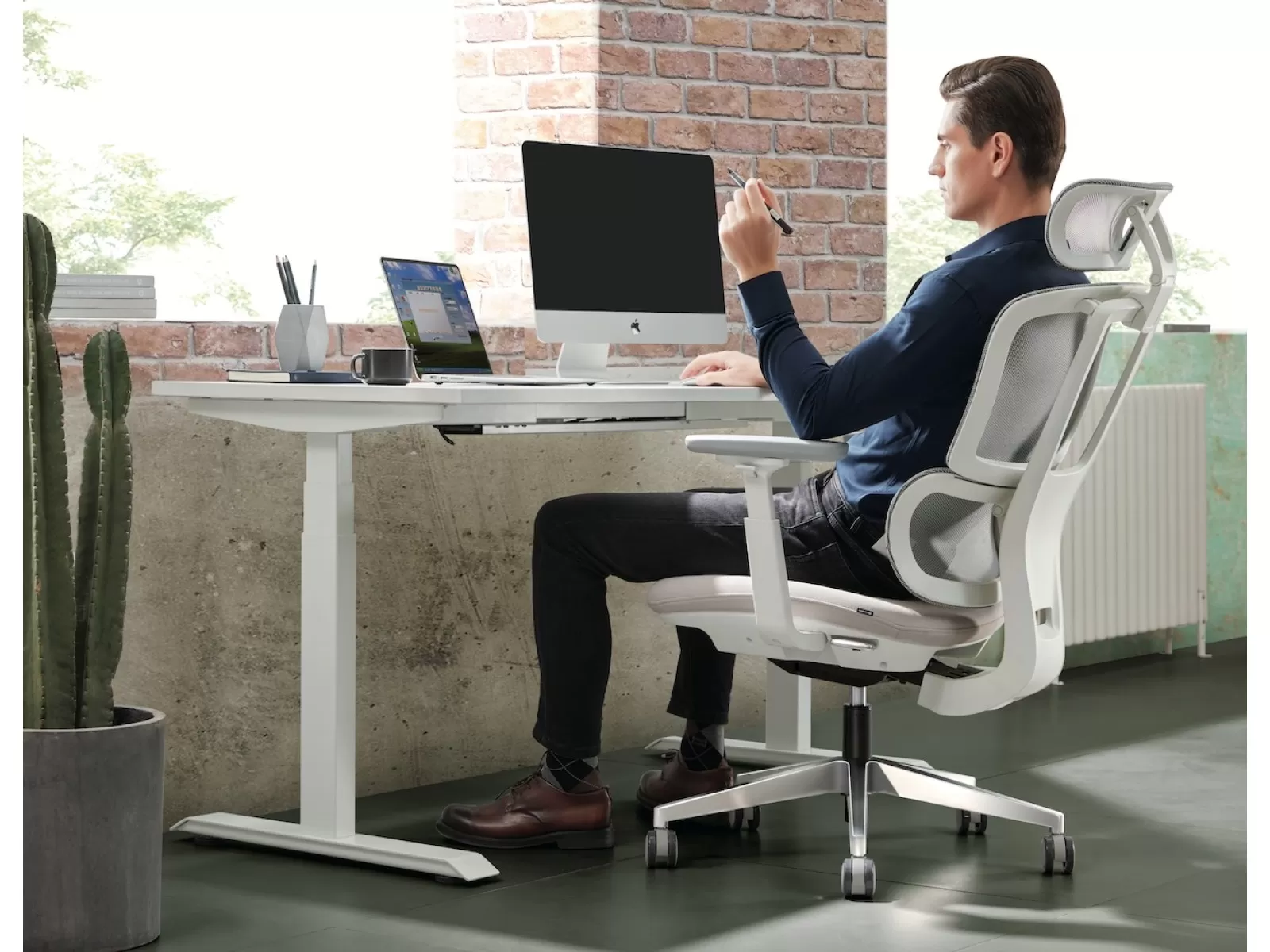 Эргономичное офисное кресло Sunon H2