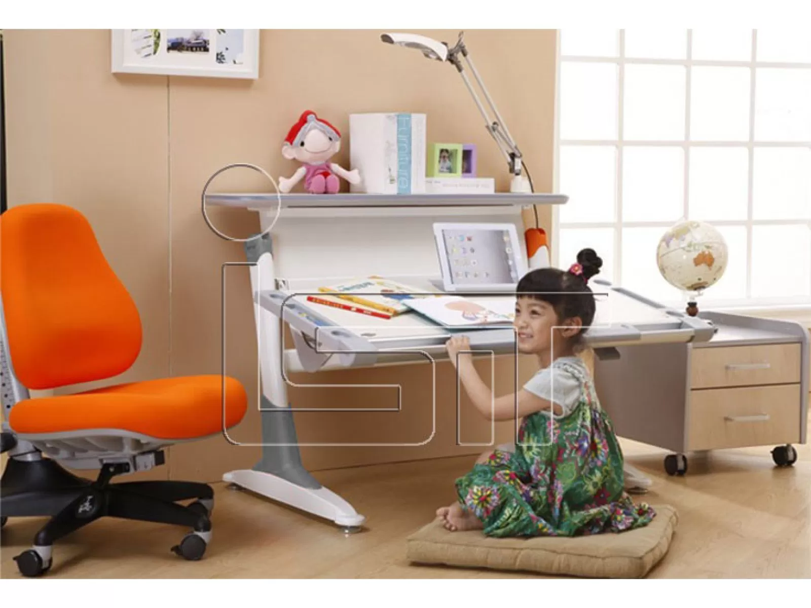 Детское растущее кресло Match от Comf-Pro