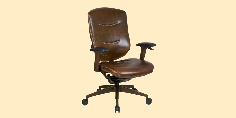 Кожаное кресло для шефа в стиле ретро и лофт